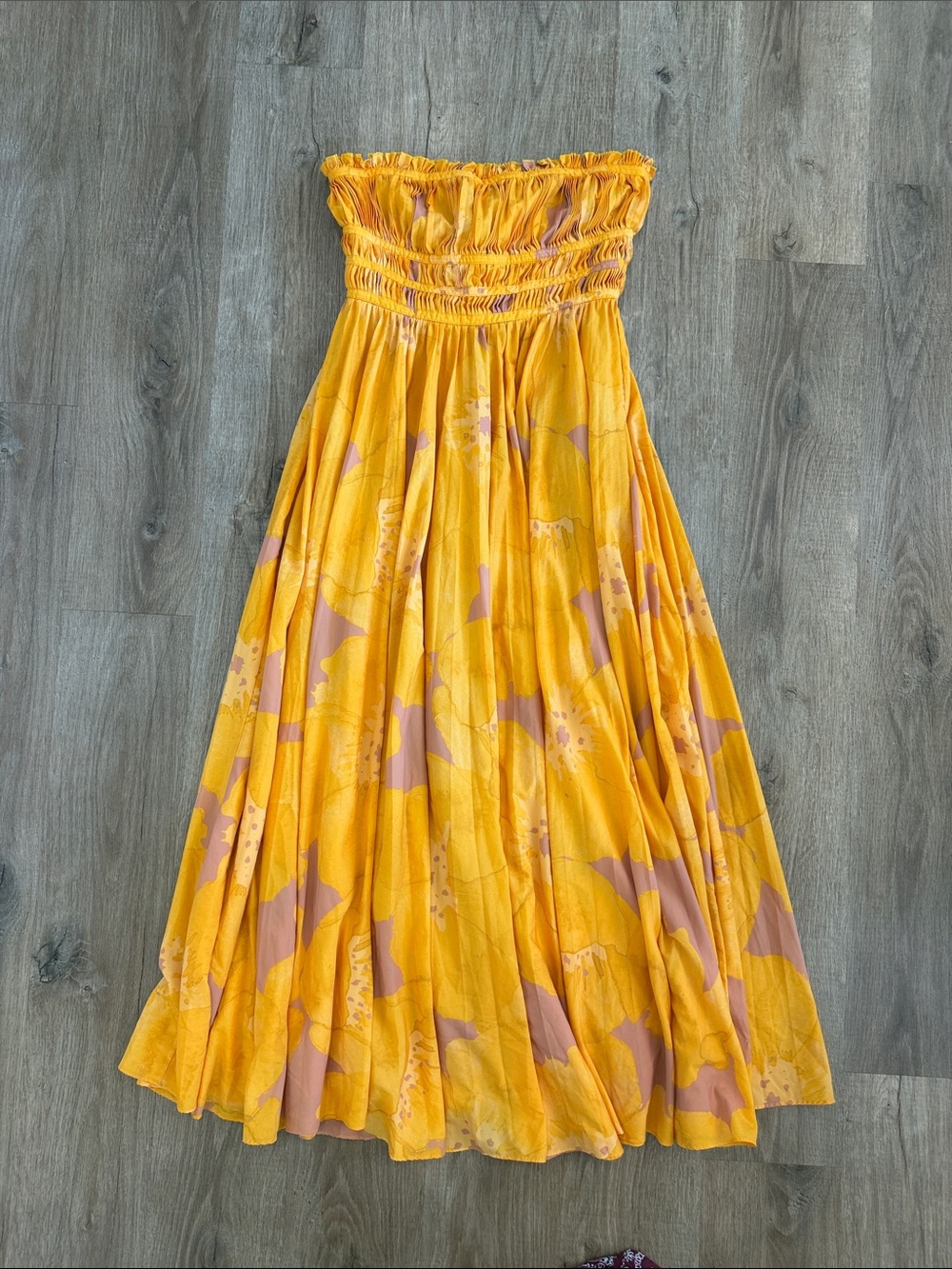 Slate & Willow Strapless Pleated Maxi Dress - Picture 7 of 16